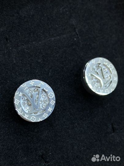 Серьги пусеты Louis Vuitton lux l