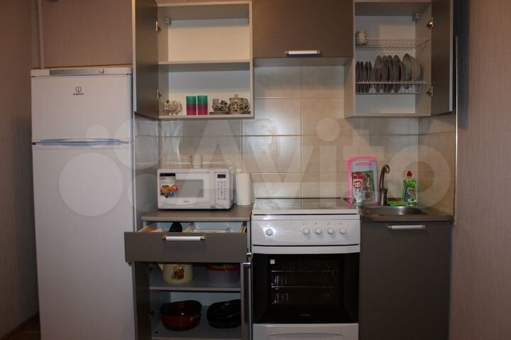 1-к. квартира, 44 м², 2/10 эт.