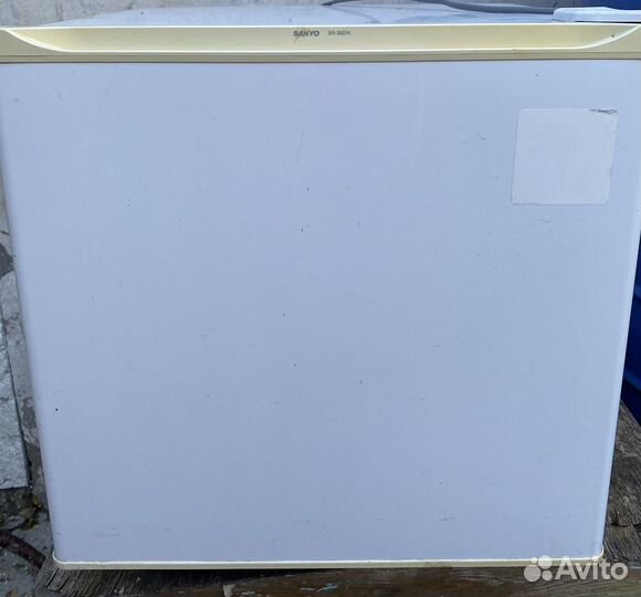 Минихолодильник