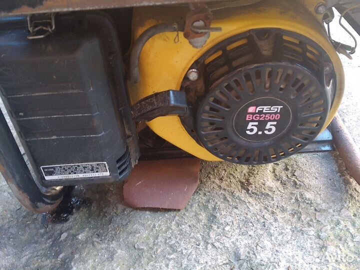 Генератор бензиновый бу 2,5 кВ