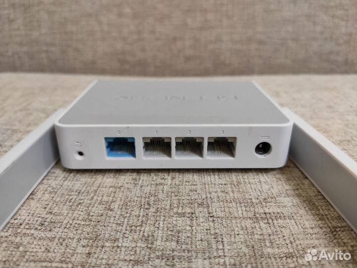 Роутер Keenetic 4G (KN-1210)