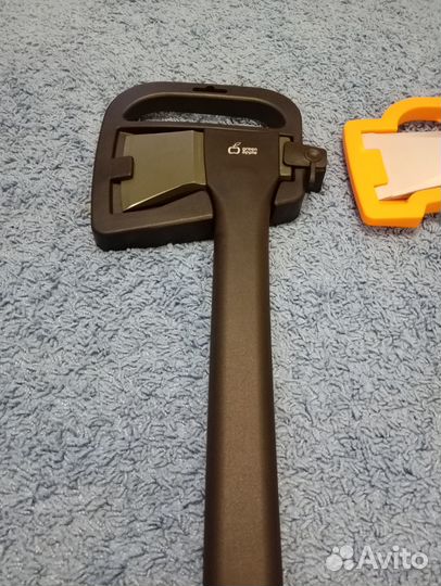 Топорик fiskars X17