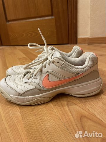Теннисные кроссовки nike женские