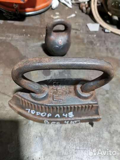 Старинные утюги