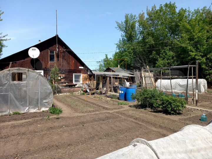 Дом 63 м² на участке 10 сот.