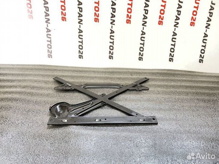 Распорка подрамника Audi A4 B8 2.0 tfsi