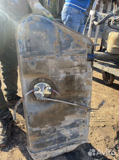 Топливный бак ваз 2114