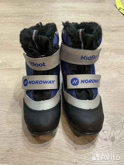 Лыжные ботинки 35 размер