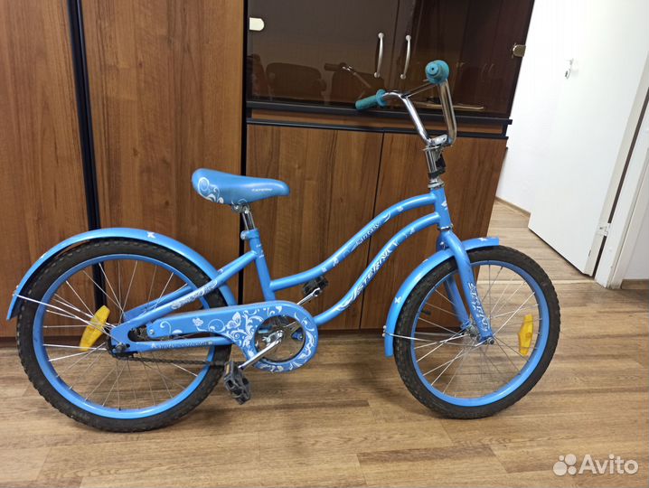 Продам велосипед и самокаты