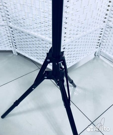 Лупа (лампа) кольцевая в наличии гарантия