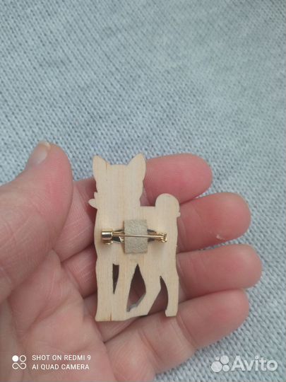 Брошь Значок Новый