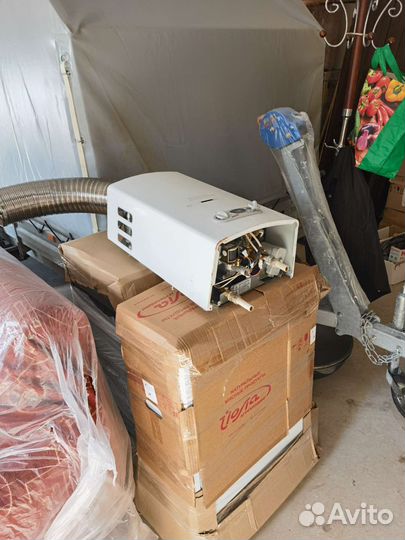 Продается водонагреватель проточный газовый б/у