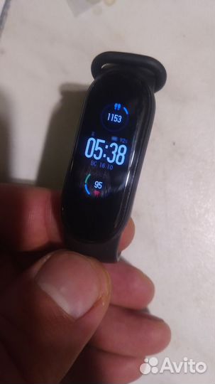 Фитнес браслет xiaomi mi band 5
