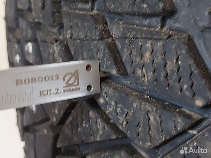 Dunlop SP Winter Ice 02 205/60 R16 96T