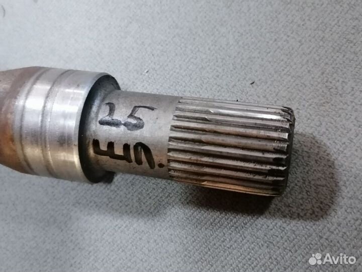 Привод передний левый Mitsubishi Mirage 1991