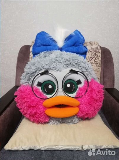 Уточка жёлтая или серая