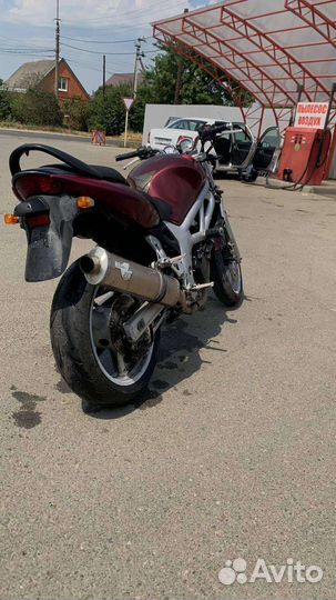Suzuki sv400