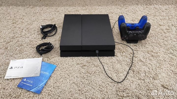 Ps4 -12 игр - 2 джойстика - зарядная станция