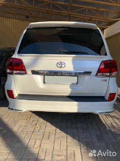 Обвес Toyota Land Cruiser 200