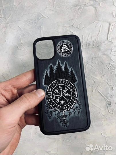 Чехол на iPhone 11