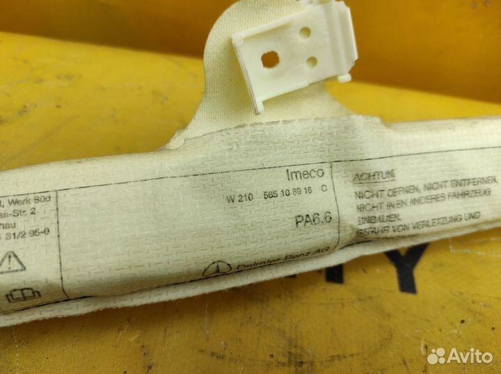 Шторка безопасности левая Mercedes-Benz W210