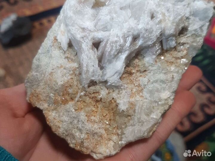 Природные камни :Кварц, кальцит,флюорит,барит,гипс