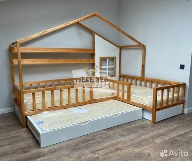 Кровать домик для троих