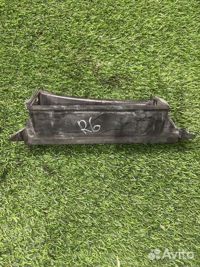 Воздухозаборник Volkswagen Passat B6 3C5 BLS 2008