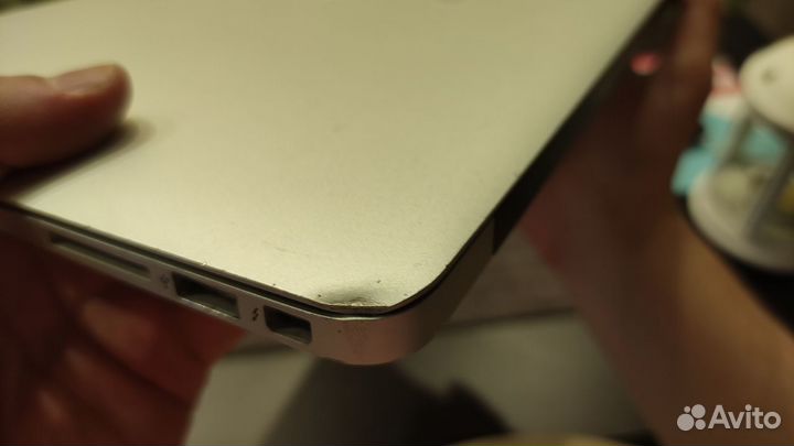 Apple MacBook Air 13 Early 2015 (13.3, i5, 8gb)