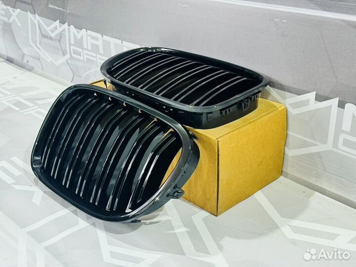 Решетка радиатора BMW F01 F02,М стиль,гланец