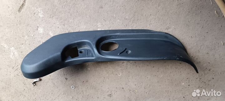 Накладка переднего левого сиденья Hyundai Solaris