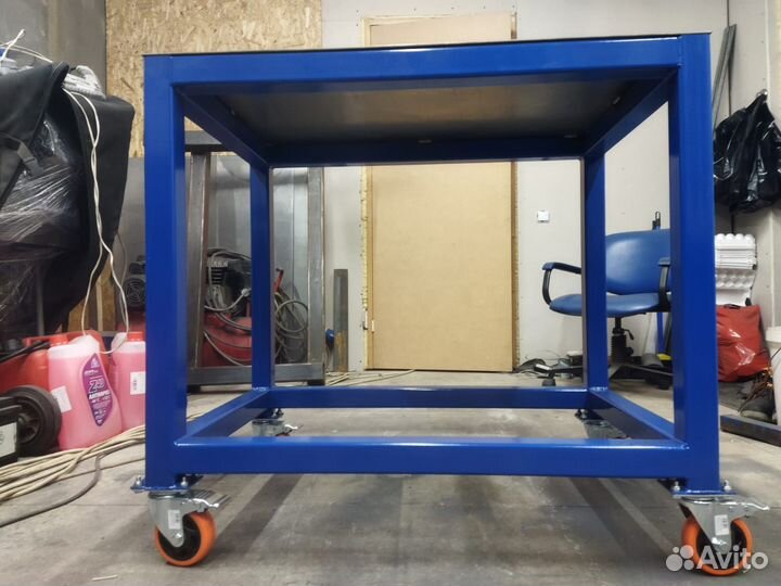 Верстак слесарный металлический в гараж и на сто