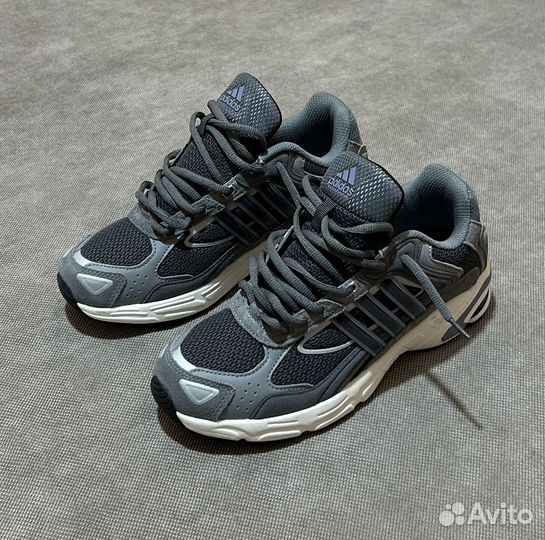 Кроссовки Adidas Bad Bunny Response CL