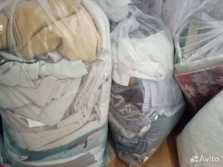 Остатки штор, тюлей