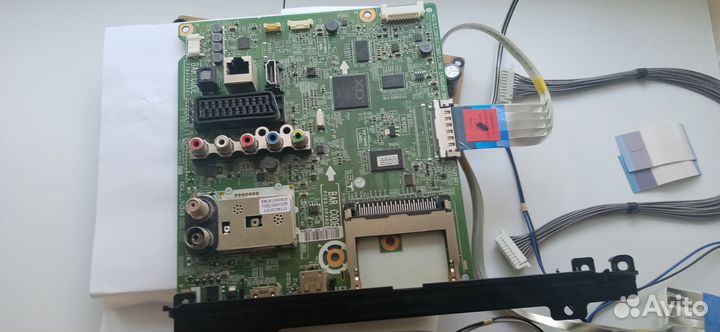 Блок питания и плата управления телевизора LG
