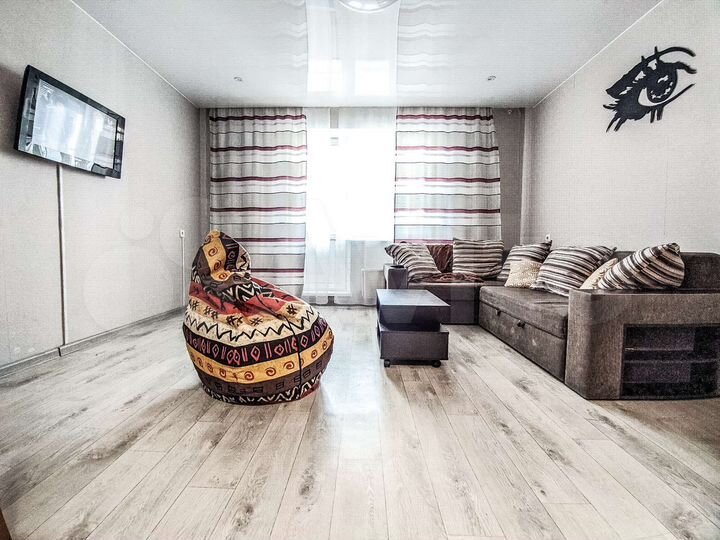 2-к. квартира, 56 м², 10/10 эт.