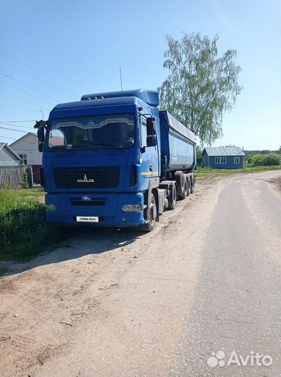 МАЗ 544019-1421-031 с полуприцепом, 2013