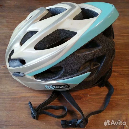 Шлем велосипедный