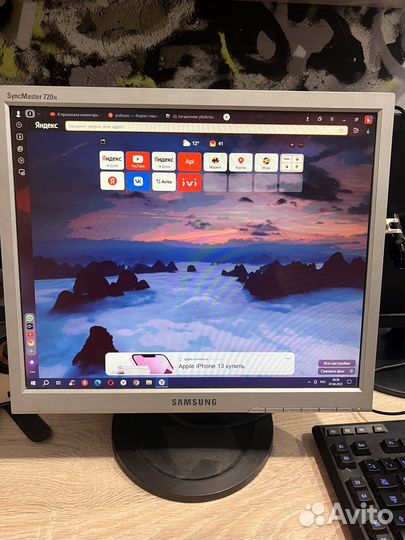 Монитор Samsung