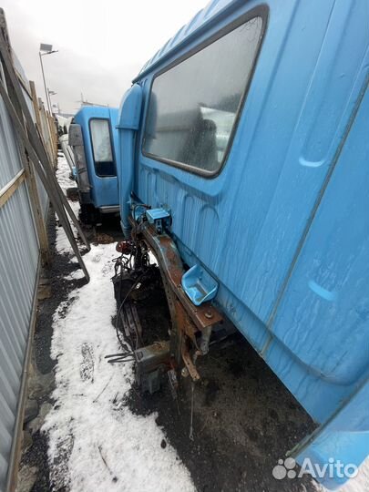 Кабина на isuzu Forward