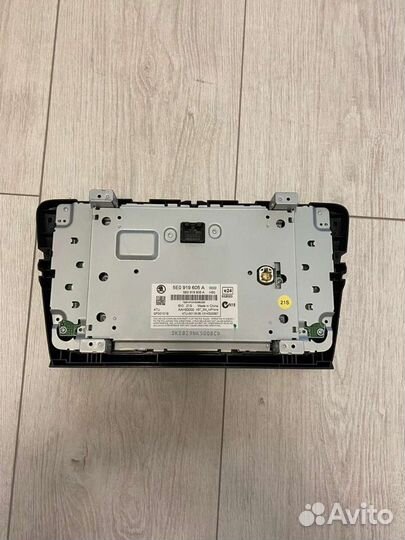 Skoda Octavia A7 Магнитола (5E0919605A)