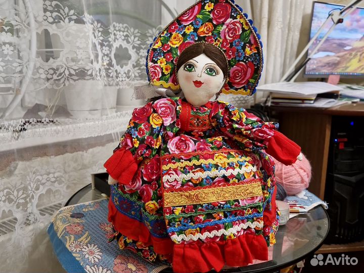 Кукла грелка на чайник