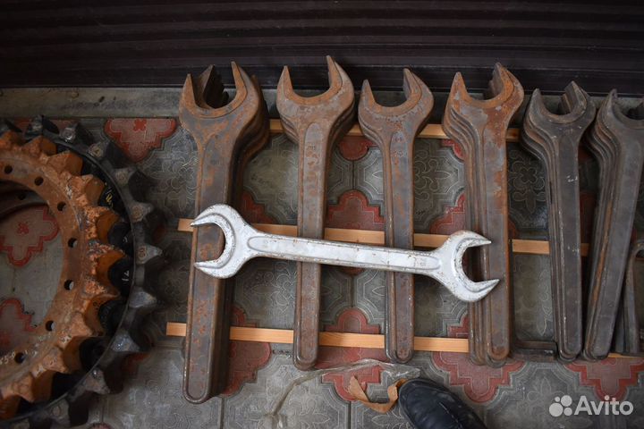 Рожковый ударный двусторонний ключ 75x80