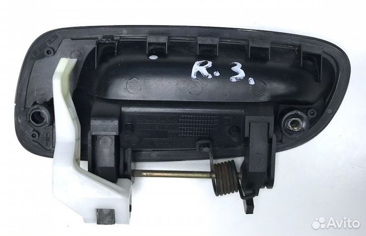 Тойота Карина Ручка двери правой задней наружная