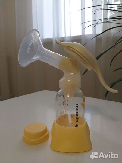 Молокоотсос medela harmony ручной