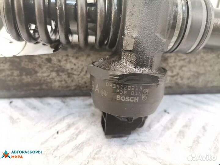 Форсунка Volkswagen Caddy 2 2004 038130073AG