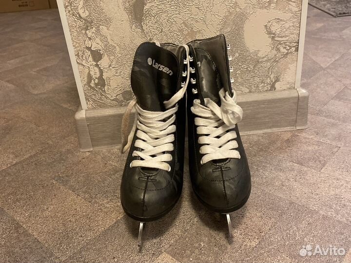 Коньки фигурные, женские