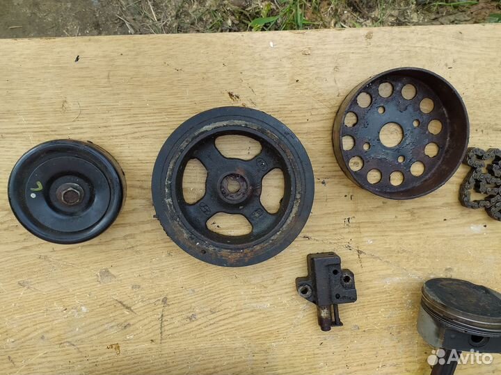 Kia Rio 3 детали двс шкив, ролик, поршень