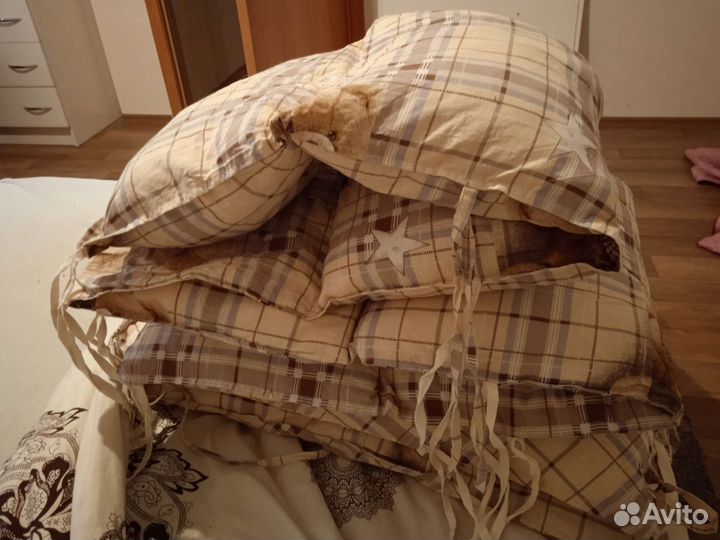 Бортики в детскую кроватку