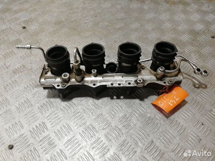 Рейка топливная рампа Volkswagen Passat b6 b6